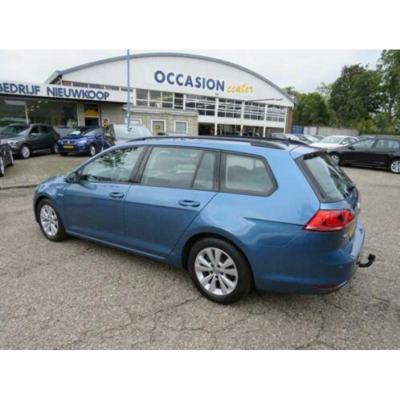 Volkswagen Golf Variant 1.0 TSI Business Ed. Connected Navi,