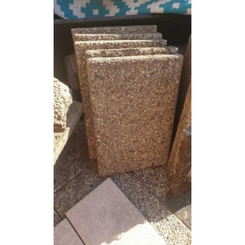 Gratis grindtegels zon 100 stuks