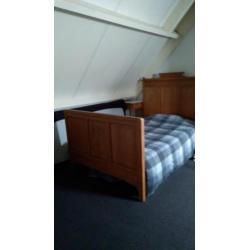 Prachtigge antieke slaapkamer