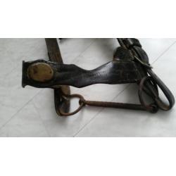Antiek paardentuig met bit paard tuig