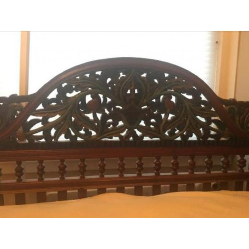Antiek, orgineel Indonesisch Bruidsbed, lounge bed
