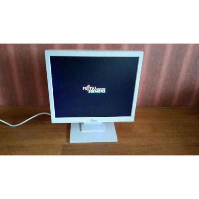 Fujitsu Siemens 15 inch computerscherm