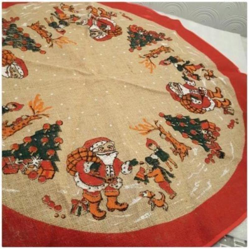 Kerst tafrelkleed van jute - ds van 110 cm
