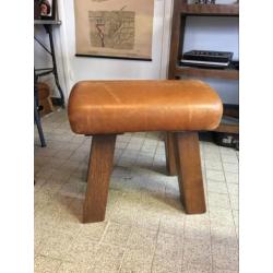Vintage gymbok kruk / hocker