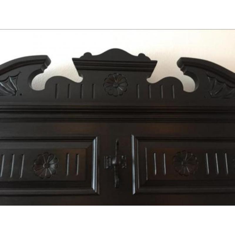 Frans halmeubel/ porte manteaux