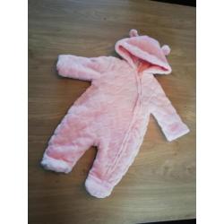 Baby pakje maat 50