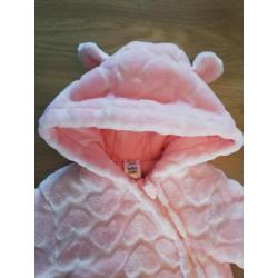 Baby pakje maat 50