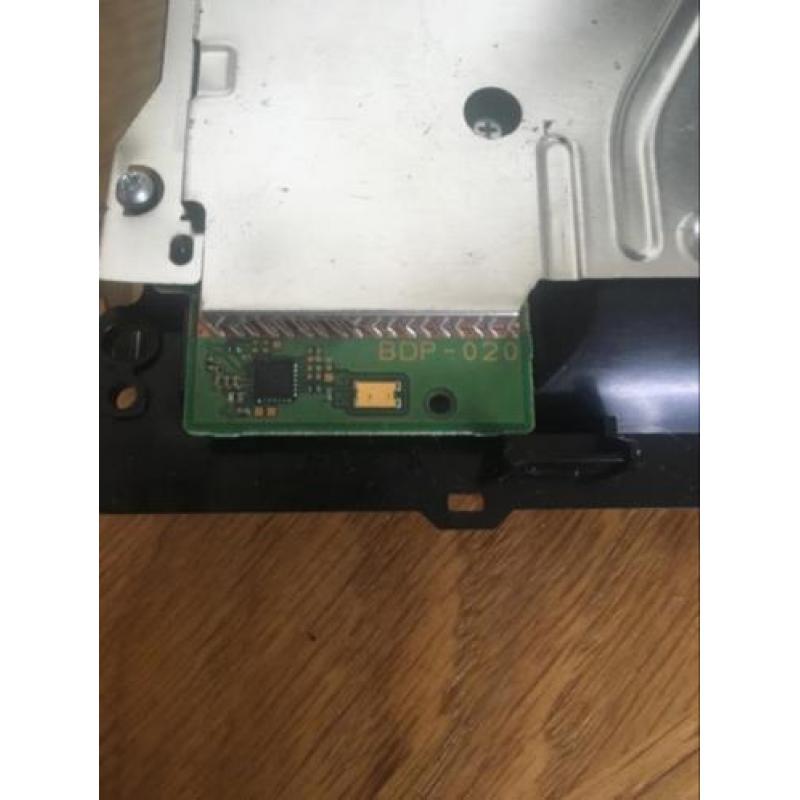 Onderdelen PS4 slim