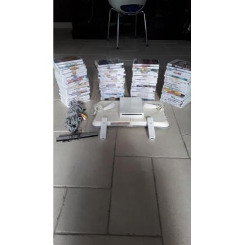 bundel Wii+meer dan 150 spellen!