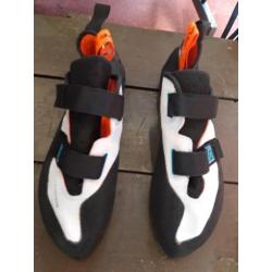 Klimschoenen maat 46
